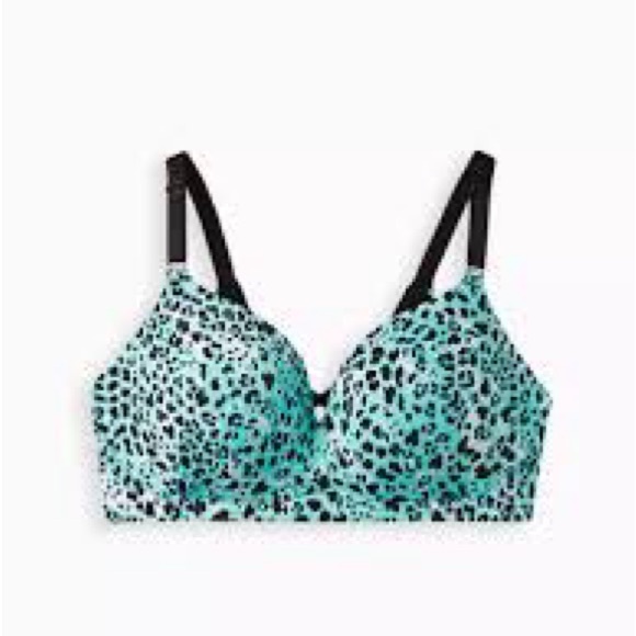 73.  Torrid Dream Wire-Free Push-Up Bra size 46D - Picture 5 of 8